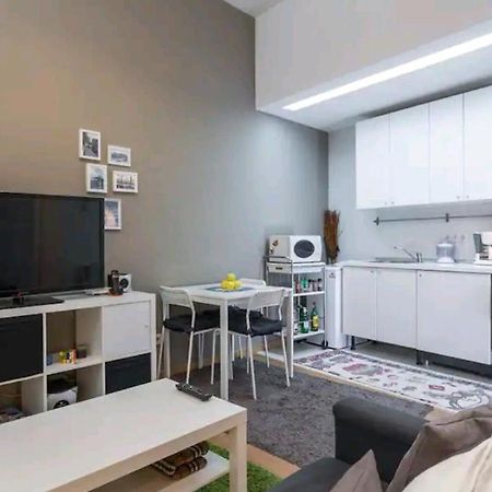 Апартаменты Moderno Loft En Puerta De Toledo Мадрид Экстерьер фото
