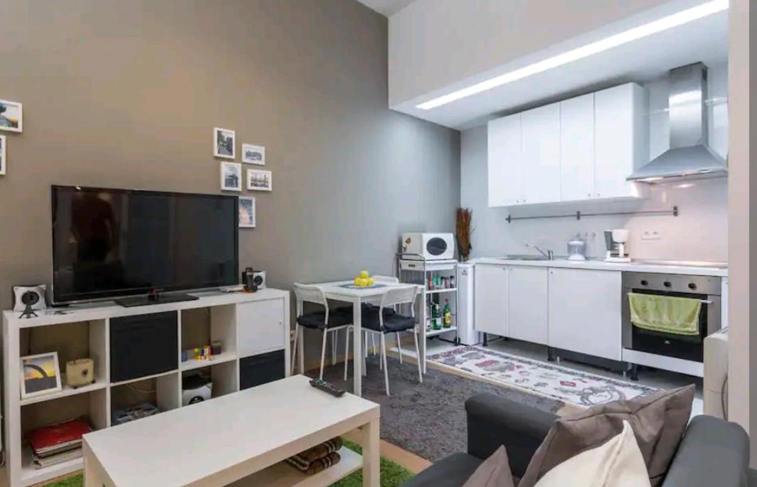 Апартаменты Moderno Loft En Puerta De Toledo Мадрид Экстерьер фото